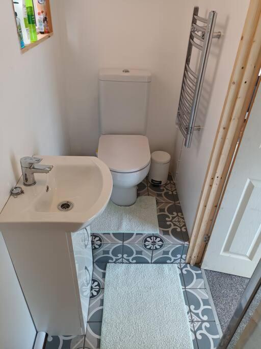 Private Suite In Oxfordshire, A40 Witney Exteriér fotografie